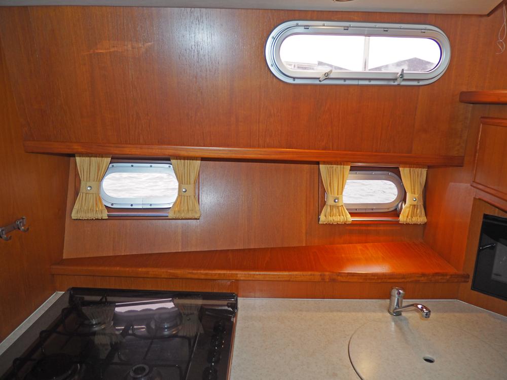 Fore ship, Accommodation